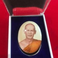 ราคา พระอาจาร์ต้อม พระอาจารย์อนุสรณ์ ล๊อกเก็ตรวยไม่ยั้ง วัดท่าสะแบงร้อยเอ็ด ออกวัดแท้100% ลิขสิทธิ์ อ.ลิ้งค์ (29782323734)