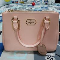 ราคา กระเป๋าถือ LYN ของแท้ (2179379402)