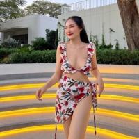 ราคา ชุดเซ็ท 3ชิ้น บราแต่งระบายรอบแขนรอบอก ด้านหลังผูกโบว์หลัง+กางเกงชั้นในมัดข้างตัว+กระโปรงสั้นมัดด้านข้างเอง ซูก้า (3584645444)