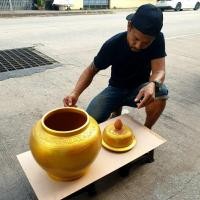 ราคา โอ่งน้ำดินเผา สวยๆ ทาสีทอง โอ่งทอง ร้านขายโอ่ง โอ่ง ขายโอ่งดินเผา โอ่ง แต่ง สวน จัดสวนสวยด้วยโอ่ง โอ่งน้ำฮวงจุ้ย โอ่งดิน (21884695051)