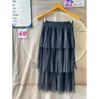 ราคา H&M กระโปรงสีดำแต่งชั้นระบาย (54851215055)