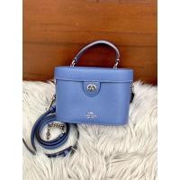 ราคา Coach F76712 KAY CROSSBODY (ของใหม่มาลงแล้วมีน้อยรีบซื้อ) (5546524045)