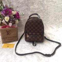 ราคา กระเป๋าเป้ lv (26021909)