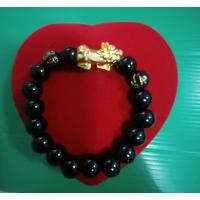 ราคา ข้อมือปี่เซี๊ยะปี่เซี๊ยะสีทองหินสีแดงสีเขียวสีดำ (1667440555)