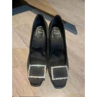 ราคา รองเท้าส้นสูง Roger Vivier (24841882016)