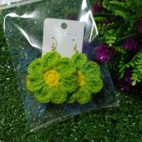 ราคา ต่างหูไหมพรมดอกไม้ (1907755126)