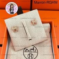 ราคา : New!! Hermes Earrings Pop H️ก่อนกดสั่งรบกวนทักมาเช็คสต๊อคก่อนนะคะ️ (29513789953)