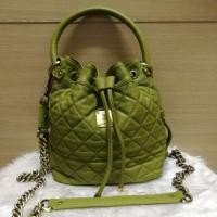 ราคา กระเป๋าmcm ทรงจีบ​8นิ้ว​สีเขียวอ่อน​ อะไหล่ทองรมควัน​ ของแท้ (2298109457)