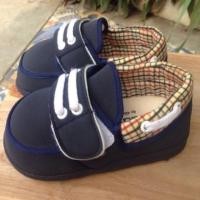 ราคา รองเท้าเด็ก Gambol (มือสอง) (537086615)