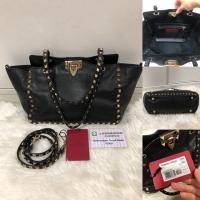 ราคา valentino rockstuds bag (1951601693)