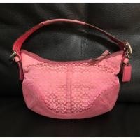 ราคา [ของแท้100%]กระเป๋าถือ Coach มือ 2 แท้ % คลองมือ ผ้าสีชมพูสภาพ 96% (5312302408)