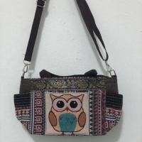 ราคา กระเป๋าผ้า ลายนกฮูก สามารถใช้ถือ หรือสะพายข้างได้มีสายยาวแถมให้♥️♥️ขนาดกว้าง12ยาว6นิ้ว มีสองใบ/นกฮูกเขียว/นกฮูกเหลือง (1672013712)