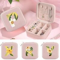 ราคา กล่องเก็บเครื่องประดับ กล่องเก็บของใหม่ ลิ้นชักตั้งโต๊ะ สร้อยคอ แหวน ที่นั่ง ซิป สร้อยข้อมือ ต่างหู ลายดอกไม้ Series (28241427557)