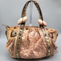 ราคา Bag Samantha Thavasa x Hello Kitty Vintage Rare Limited Japanese กระเป๋าลายดอกไม้ ลิมิเต็ด SamanthaThavasa × Hello Kitty (54652819685)