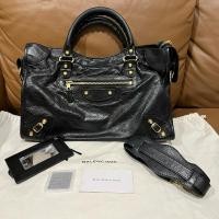 ราคา ✨ Balenciaga / Classic City GHW มือ 2 ปี 2013 ( หนังแกะ ของแท้100% ) (23582267611)