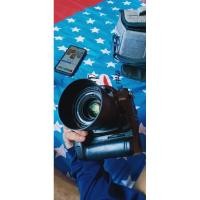 ราคา Nikon D7000 มือสองพร้อมใช้งาน แถมเลนส์kit18-55mmเลนส์ฟิก50mm (5277733074)