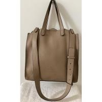 ราคา กระเป๋าสะพาย VINCIS BENCH สภาพใหม่ **ส่งฟรี** (5549795229)