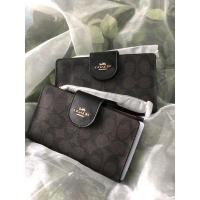 ราคา TECH WALLET IN COLORBLOCK SIGNATURE CANVAS (COACH C2874) (10245949527)