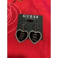 ราคา ต่างหู GUESS หัวใจสีดำล้อมเพรชCZ (20744914121)