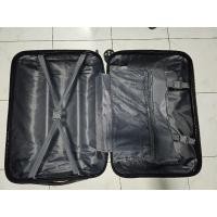 ราคา กระเป๋าเดินทางสีเขียวตองมะนาวมือสอง ขนาด 20 นิ้ว สภาพดีมาก ไม่มีตำหนิ (22984041935)