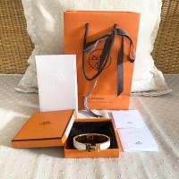 ราคา Hermes Clic Clac Bracelet PM สีgold (17428590621)