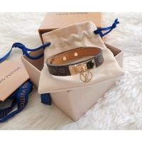 ราคา กำไลข้อมือ LV Bracelet (7992356796)