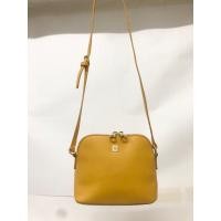 ราคา กระเป๋ามือสอง Elegance สีเหลือง หนังแท้ อะไหล่ทอง ขนาด 7 นิ้วครึ่ง พร้อมส่ง (29453436787)