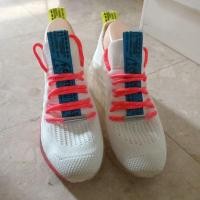 ราคา รองเท้าผ้าใบเท่ๆ ยี่ห้อ STEVE MADDEN แท้ (มือสอง) (28303171992)