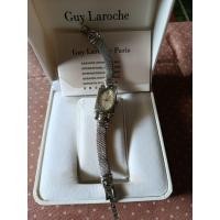 ราคา นาฬิกาเงินแท้ Guy Laroche แท้พร้อมกล่องและใบการันตี สภาพสวยเงาวิ้งจากเงินแท้ยิ่งยิ่งเงา ใช้งานได้จริงพร้อมกล่องใส่นาฬิกา (41572914293)