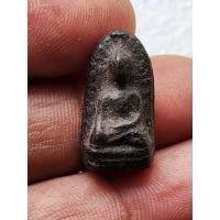 ราคา พระรอดเกศาครูบา เนื้อผงว่านสภาพสวย (18795498869)