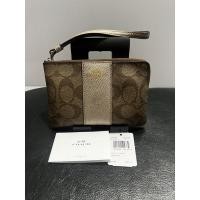 ราคา ‼️coach กระเป๋าคล้องมือ 1 ซิป‼️ (16071475173)