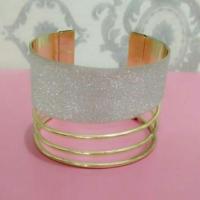 ราคา กำไลแฟชั่น **พร้อมส่ง** (63223902)