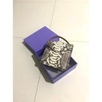 ราคา กระเป๋าใบเล็ก กำลังนิยมในหมู่เซเลป แบรนด์suvimol หนังexoticที่ส่งออก ตปท ไม่เคยใช้ของใหม่ งดต่อราคา❗️ (7133430877)