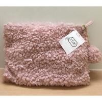 ราคา กระเป๋าถือใส่ของทรงคลัชใบใหญ่ขนเฟอแบรนด์น่ารักญี่ปุ่น (16689671515)