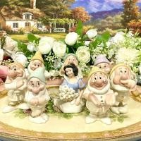 ราคา Lenox Snow White and Seven Dwarfs Salt and Pepper ชุดเกลือ พริกไทย สโนว์ไวท์กับคนแคระทั้งเจ็ด (14521771619)