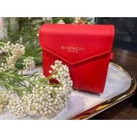 ราคา กระเป๋าสะพาย จีวองชี่ แท้ Givenchy mini bag ของพรีเมี่ยมจากการซื้อน้ำหอมเท่านั้น (18351089480)