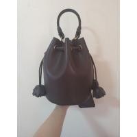 ราคา กระเป๋าCharles&Keith ทรงขนมจีบ มีสายสะพายข้างยาว (5143228872)