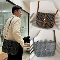 ราคา 【ก่อนสั่งสอบถาม】ราคา8100 Gy หนังแท้ ผ้าแคนวาส กระเป๋าสะพายข้าง Size29*23*9cm (57252964501)