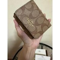 ราคา กระเป๋าตังค์ Coach ของแท้ มือสอง สภาพใหม่ (25013719438)