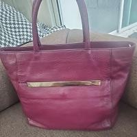 ราคา กระเป๋าหนังแท้ Coccinelle (40068860192)