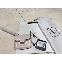 ราคา ส่งต่อกระเป๋าตังlynแท้ช้อปสีขาวมือ1ถุกใจต่อได้คะ (40256432714)