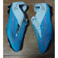 ราคา รองเท้าฟุตบอลมือสอง ไซด์265 สีฟ้าขาว (29635631393)