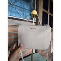 ราคา กระเป๋า coccinelle แท้ มือสอง งานหนังแท้ (26469801555)