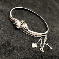 ราคา กำไลข้อมือทองคำขาวประดับเพชรแท้ (28426606539)