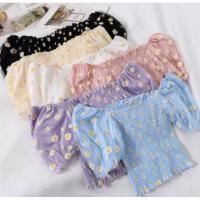 ราคา ปาดไหล่ ลายดอกเดซี่ แต่งแขนผ้าชีฟอง ยางยืดทั้งตัว น่ารัก (6952425691)