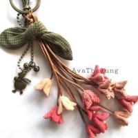 ราคา พวงกุญแจดอกแก้ว แฮนเมด ผลิตจากผ้าทอญี่ปุ่น ทำมือทุกขั้นตอน สามารถใช้ห้อยกุญแจ หรือห้อยกระเป๋า (742618571)