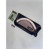 ราคา FREITAG HAWAII ผ้าใบสีขาวปริ้นโทนสีม่วง มือ1 ของแท้ (44352909318)