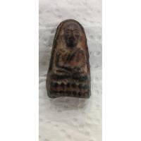 ราคา พระปู่ทวดเนื้อว่าน วัดช้างให้ปี11 หลวงพ่อทิม. พิมพ์พระรอด หลังอุขึ้นมีลายนิ้วมือ (43161838167)