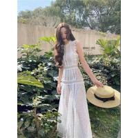 ราคา ชุดเดรสสีขาว งานป้าย : Orange Juice ใส่ไปวัดทำบุญก็ได้งานสวย (6556294764)