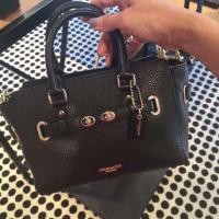 ราคา COACH MINI BLAKE CARRYALL IN BUBBLE LEATHER (COACH F37635) (445545849)